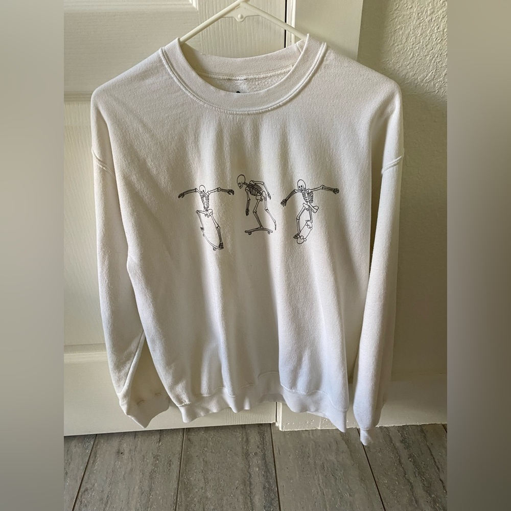 Full Tilt Graphic Crew Neck